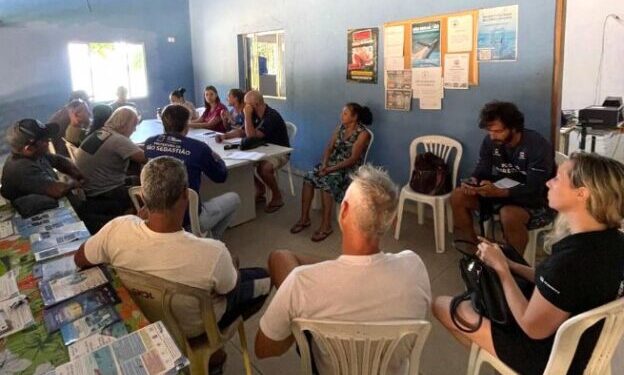 Prefeitura e pescadores discutem ações para impulsionar a maricultura em São Sebastião