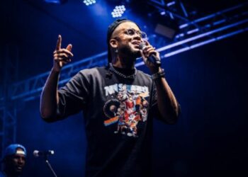Cantor Jeffinho e grupo Tokesamba se apresentam no sábado no ‘Ssambinha’ do bairro São Francisco