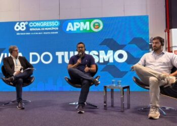 São Sebastião participa de congresso estadual de turismo e apresenta case ‘Verão Show’