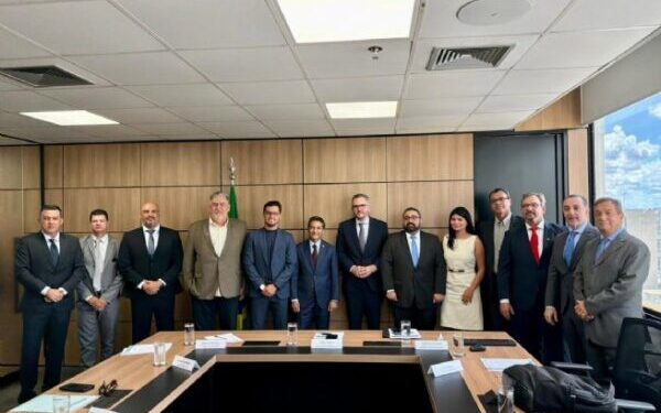 Porto de São Sebastião tem projeto retirado da Antaq e volta para rediscussão em Brasília