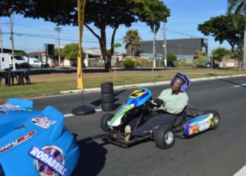 Prefeitura de São Sebastião promove ação ‘Kart Terapia’ voltada para pessoas com deficiência