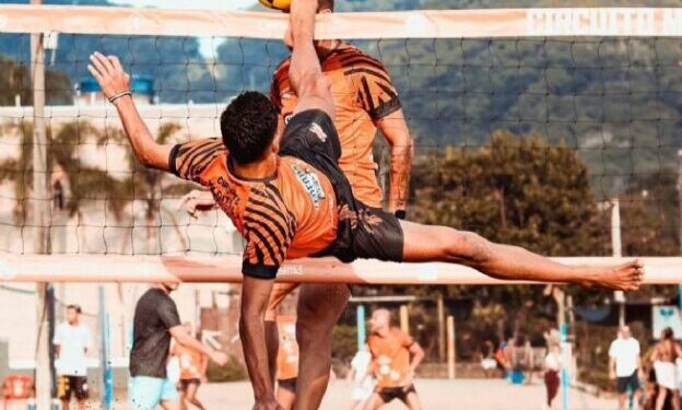 Copa Pé na Areia do Circuito MM Futevôlei reúne atletas estaduais em Boiçucanga