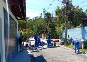 Sabesp inicia repavimentação e divulga cronograma de interdições no bairro Camburi, em São Sebastião  