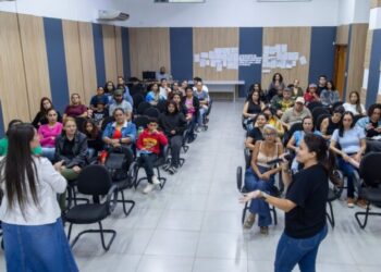 Curso de Libras tem aula inaugural com ampla participação de munícipes em São Sebastião