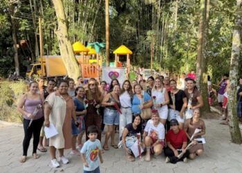 Fundo Social realiza ação especial de Dia das Mães e entrega cestas básicas para famílias em Cambury