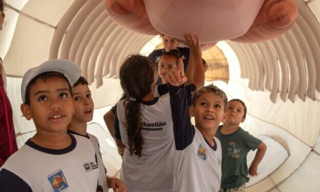 Baleia Week mobiliza mais de 500 alunos em ações de educação ambiental em São Sebastião