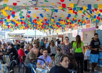 Festival do Camarão 2026 abre chamamento para concessão de estandes e espaços de comercialização