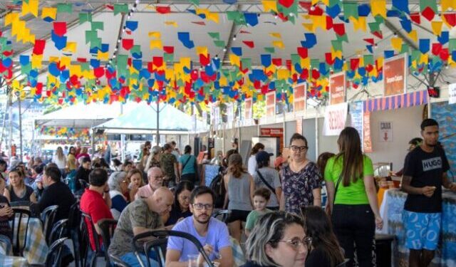 Festival do Camarão 2026 abre chamamento para concessão de estandes e espaços de comercialização
