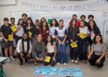 Violentômetro chega à rede municipal e promove reflexão sobre violência contra a mulher entre adolescentes