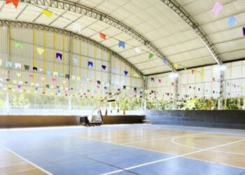 São Sebastião entrega quarta quadra esportiva e amplia investimentos em infraestrutura pública