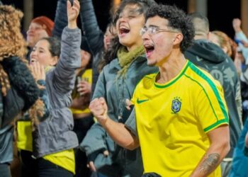 São Sebastião tem ‘SSambinha da Copa’ na Rua da Praia e em Boiçucanga na segunda-feira
