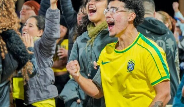 São Sebastião tem ‘SSambinha da Copa’ na Rua da Praia e em Boiçucanga na segunda-feira