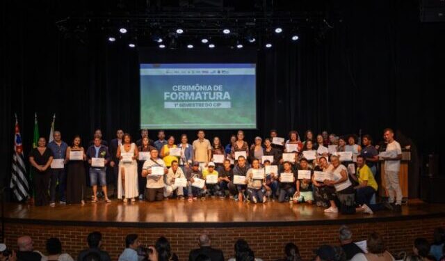 CIP celebra formatura de mais de 260 alunos e encerra primeiro semestre com entrega de 560 certificados