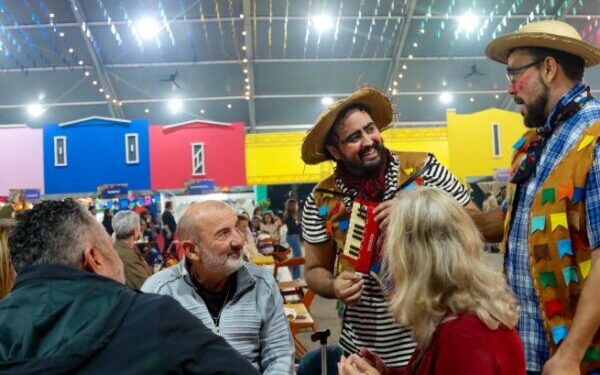 Programação diversificada movimenta feriado e fortalece calendário de eventos em São Sebastião
