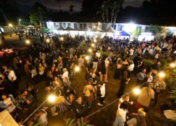 Festa de Santana reúne programação religiosa, apresentações culturais e a maior fogueira da região