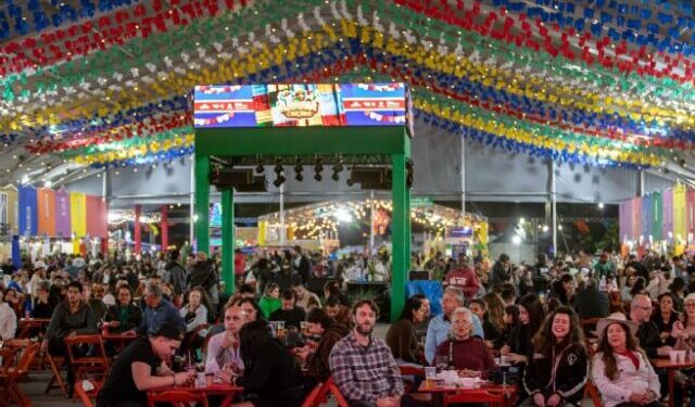 Arraiá Caiçara de São Sebastião segue até domingo com atrações de forró, sertanejo e comidas típicas