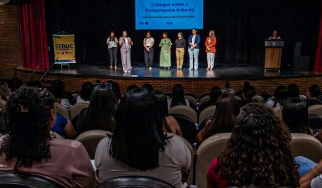 Prefeitura fortalece política para primeira infância com formação de 500 profissionais da rede municipal