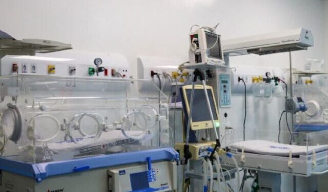 Hospital de Clínicas da Costa Sul amplia capacidade assistencial e registra mais de 250 partos em 2026