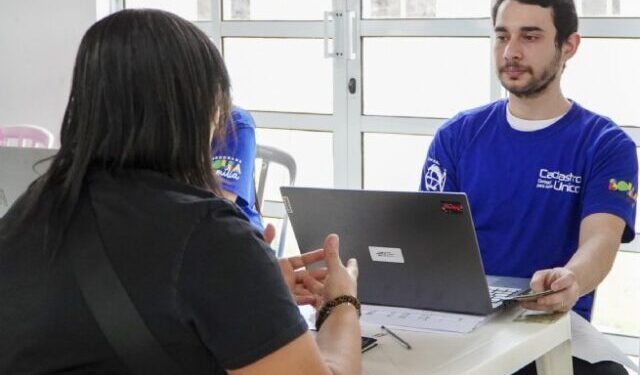 Atendimento móvel do CadÚnico leva serviços socioassistenciais a Boiçucanga nesta terça-feira