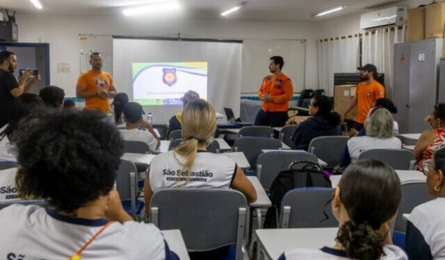 Defesa Civil leva programa Agente Mirim a todos os polos da EJA e atende cerca de 180 alunos