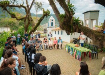 Jornada do Patrimônio promove encontro com mestres da cultura caiçara no Museu da Enseada