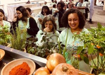 Feira de Empreendedoras, na Biblioteca Municipal, encerra etapa da Cozinha Itinerante em São Sebastião