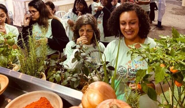 Feira de Empreendedoras, na Biblioteca Municipal, encerra etapa da Cozinha Itinerante em São Sebastião