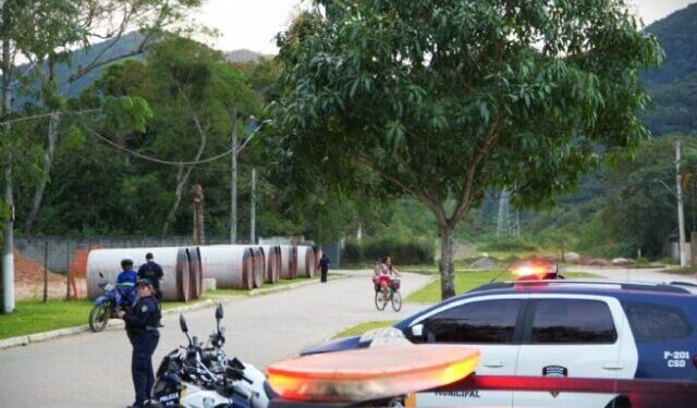 GCM de São Sebastião prende motorista por embriaguez e captura dois procurados no fim de semana