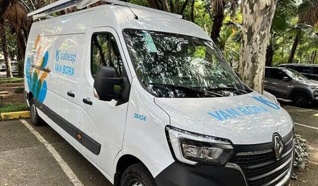 Litoral Norte recebe atendimento itinerante para serviços comerciais de saneamento