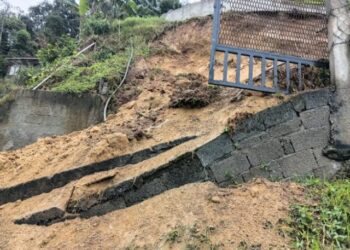  Defesa Civil interdita imóvel e avalia risco em trecho da rodovia SP-55 entre Cigarras e Figueiras