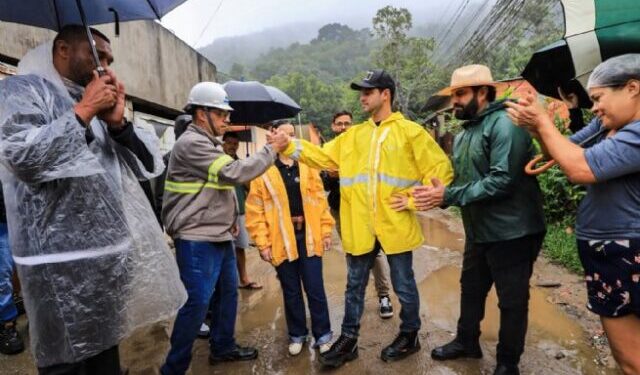 Prefeitura inicia obras de energia na Barreirinha e atende antiga demanda dos moradores
