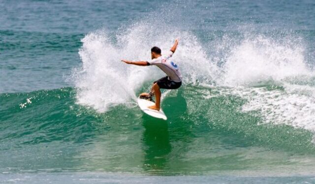 2ª Etapa do Circuito Sebastianense de Surf conta com transmissão ao vivo e agita Praia da Baleia